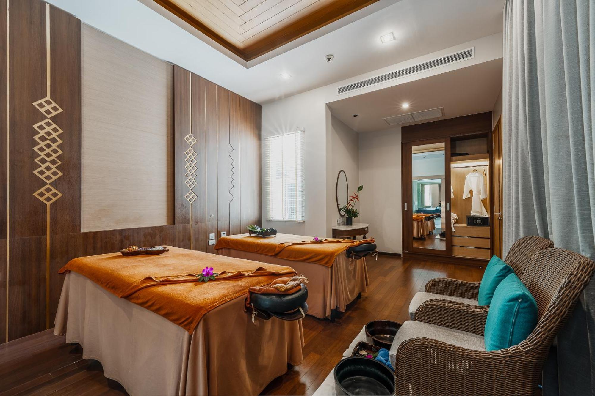 Splash Beach Resort, Maikhao Phuket - Sha Extra Plus Mai Khao Exterior photo Spa at The Park, Hyderabad